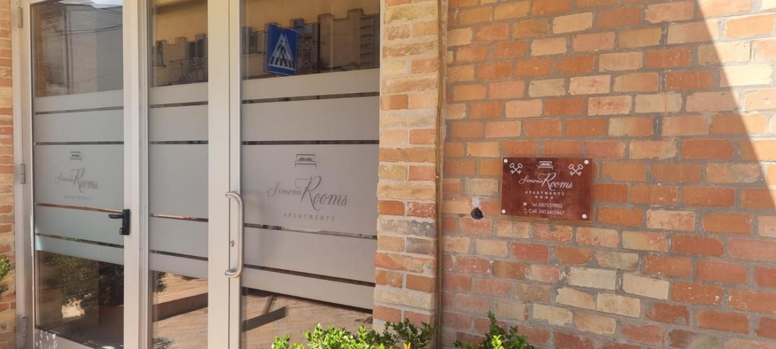 Simona Rooms 波尔托坎诺内 外观 照片